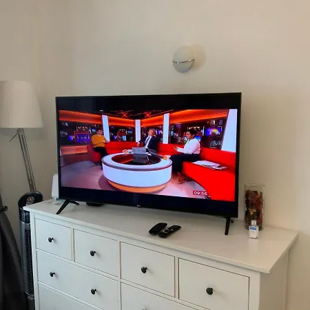 Lovely Pool View Near Beach, Luz Y Mar + Vv License 公寓