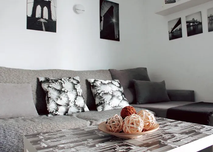 Lovely Pool View Near Beach, Luz Y Mar + Vv License شقة *